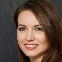 Оператор Марина по оформлению заявок